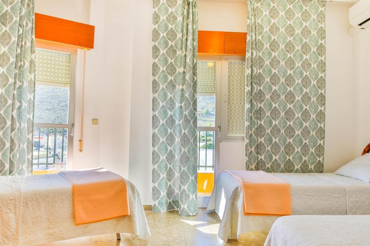Hotel Iberico Кастель-де-Ферро Экстерьер фото
