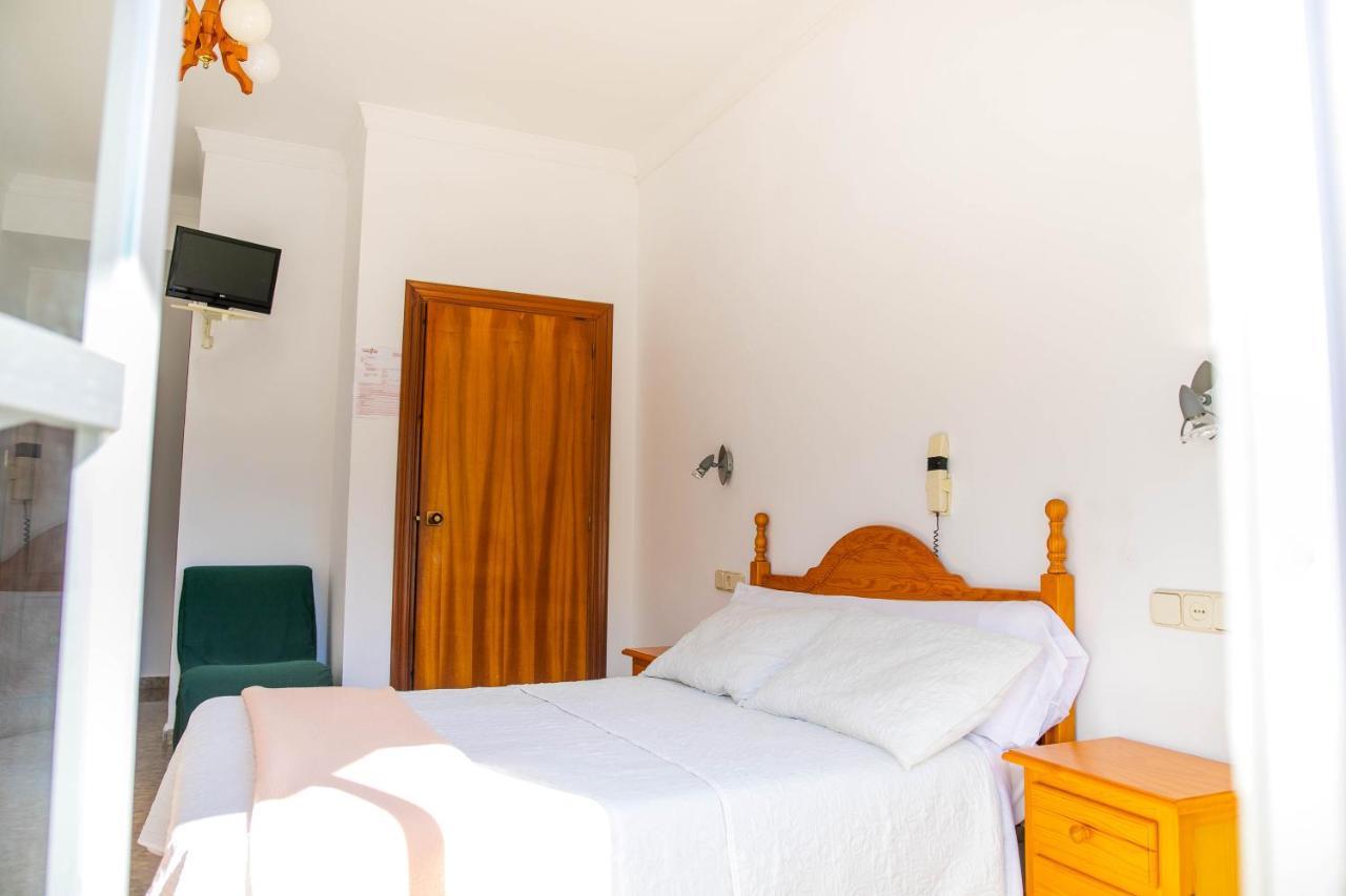 Hotel Iberico Кастель-де-Ферро Экстерьер фото
